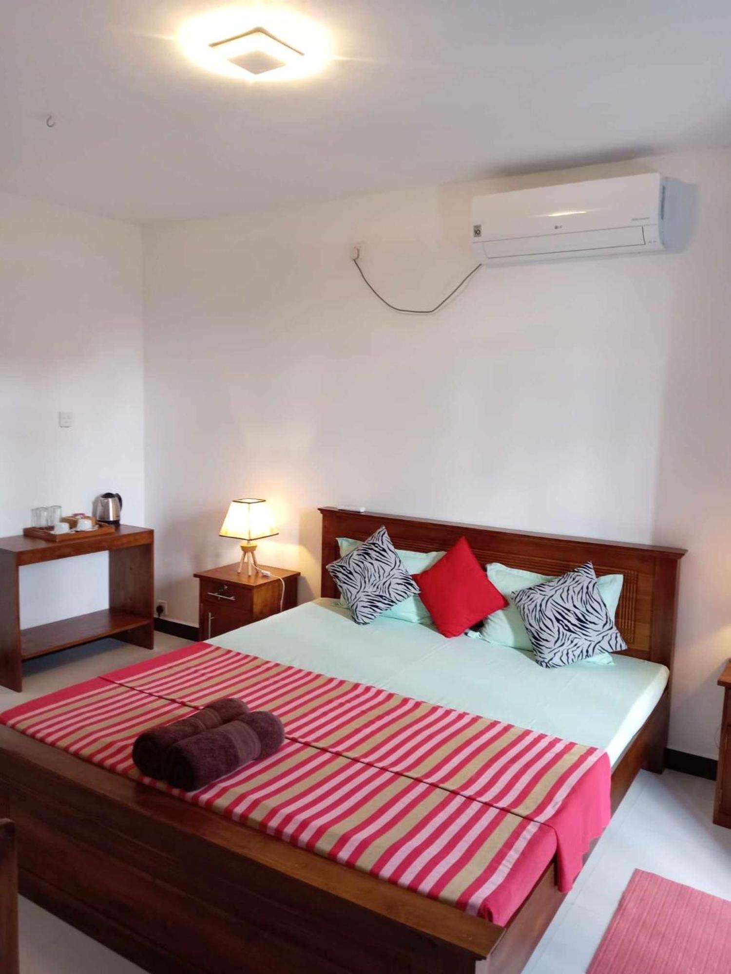Cozy Homestay Kandy Exterior foto